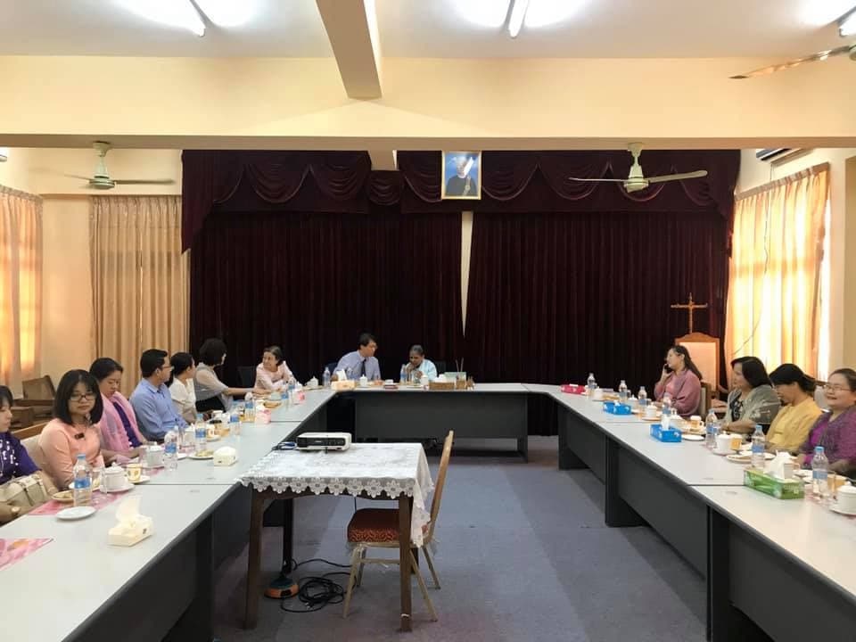 Visiting Lecture "Nanoparticle-mediated combination drug delivery  systems for synergistic cancer treatment"