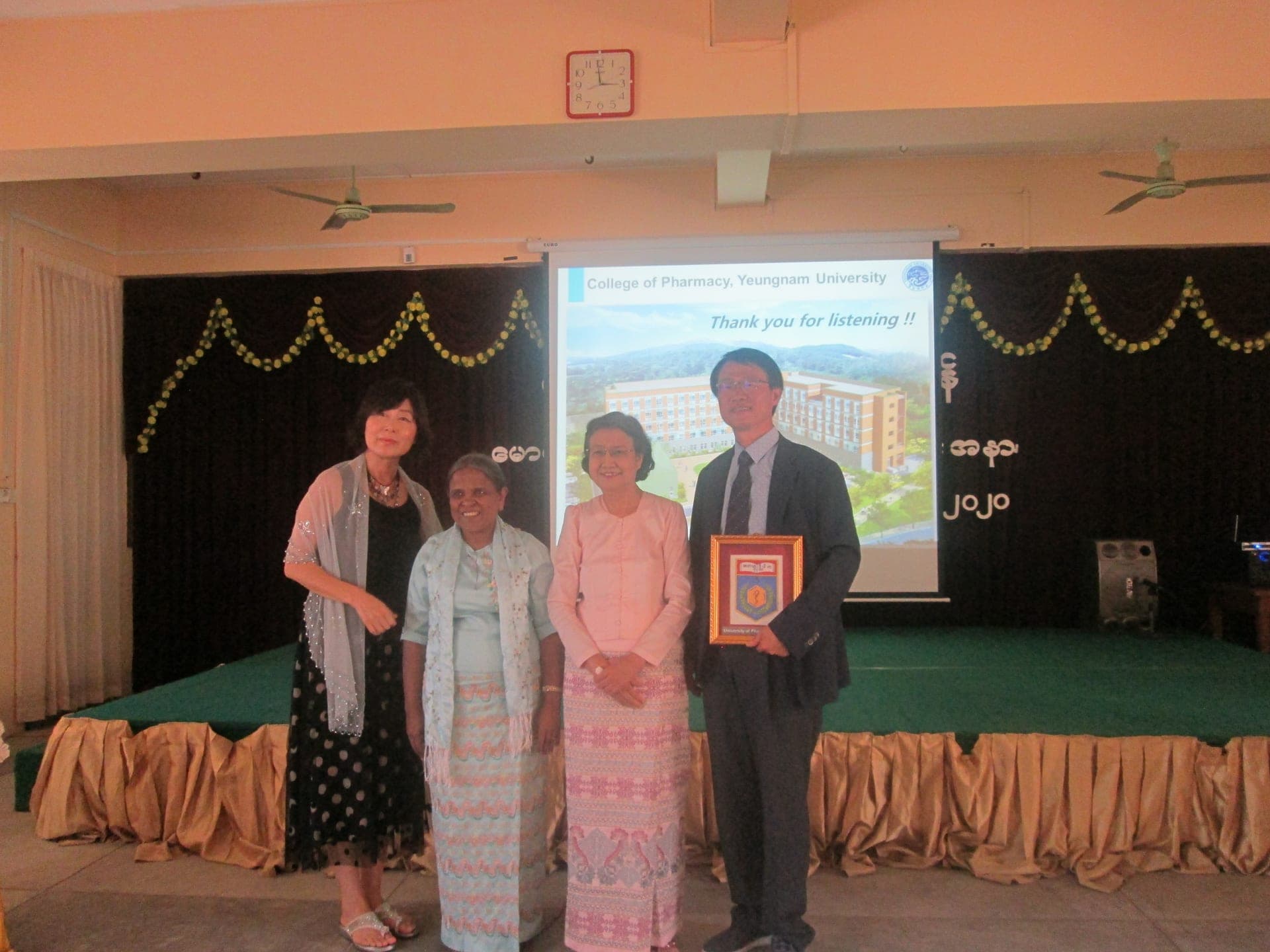 Visiting Lecture "Nanoparticle-mediated combination drug delivery  systems for synergistic cancer treatment"