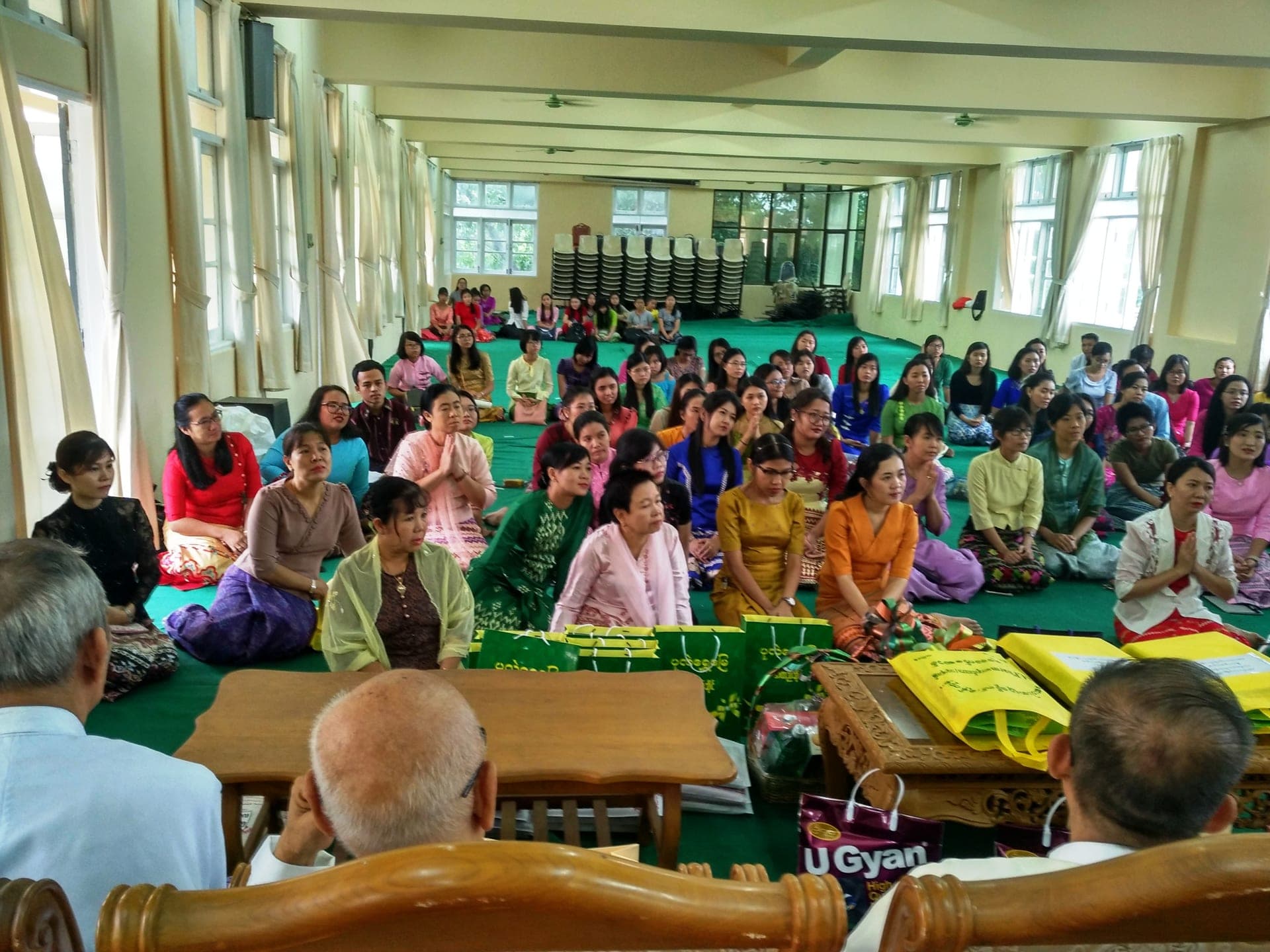 Paying homage ceremony
