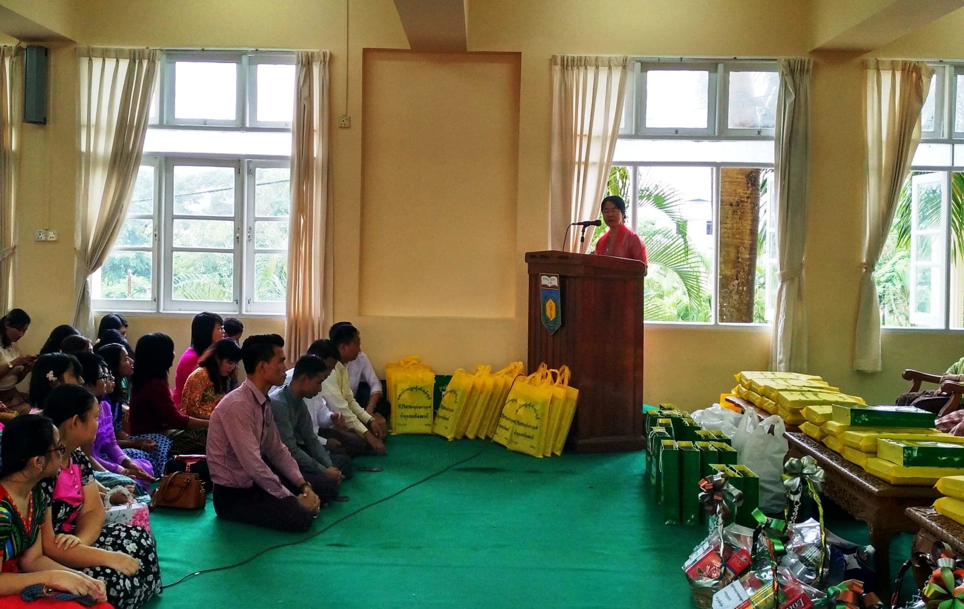 Paying homage ceremony